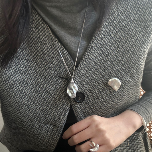 Grey Pearl Cap Baroque Necklace