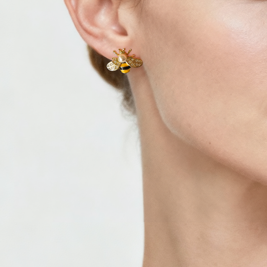 Bee & Bloom Pearl Studs