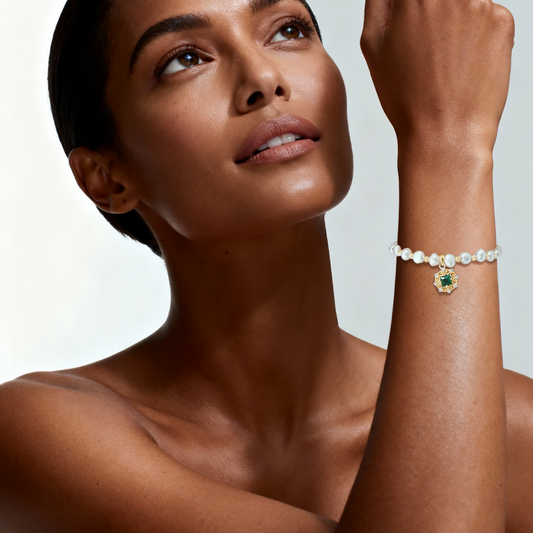 Emerald Aura Pearl Bracelet