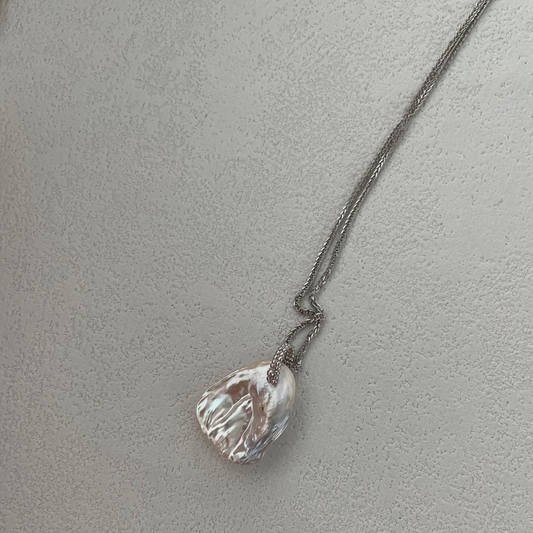 Iridescent Petal Baroque Pearl Necklace