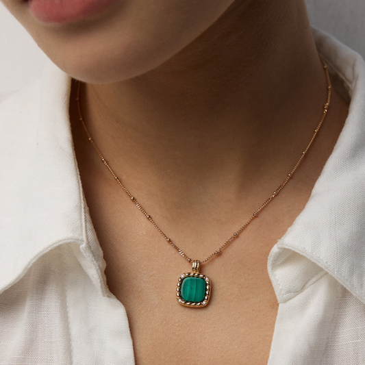 Emerald Crest Malachite Necklace