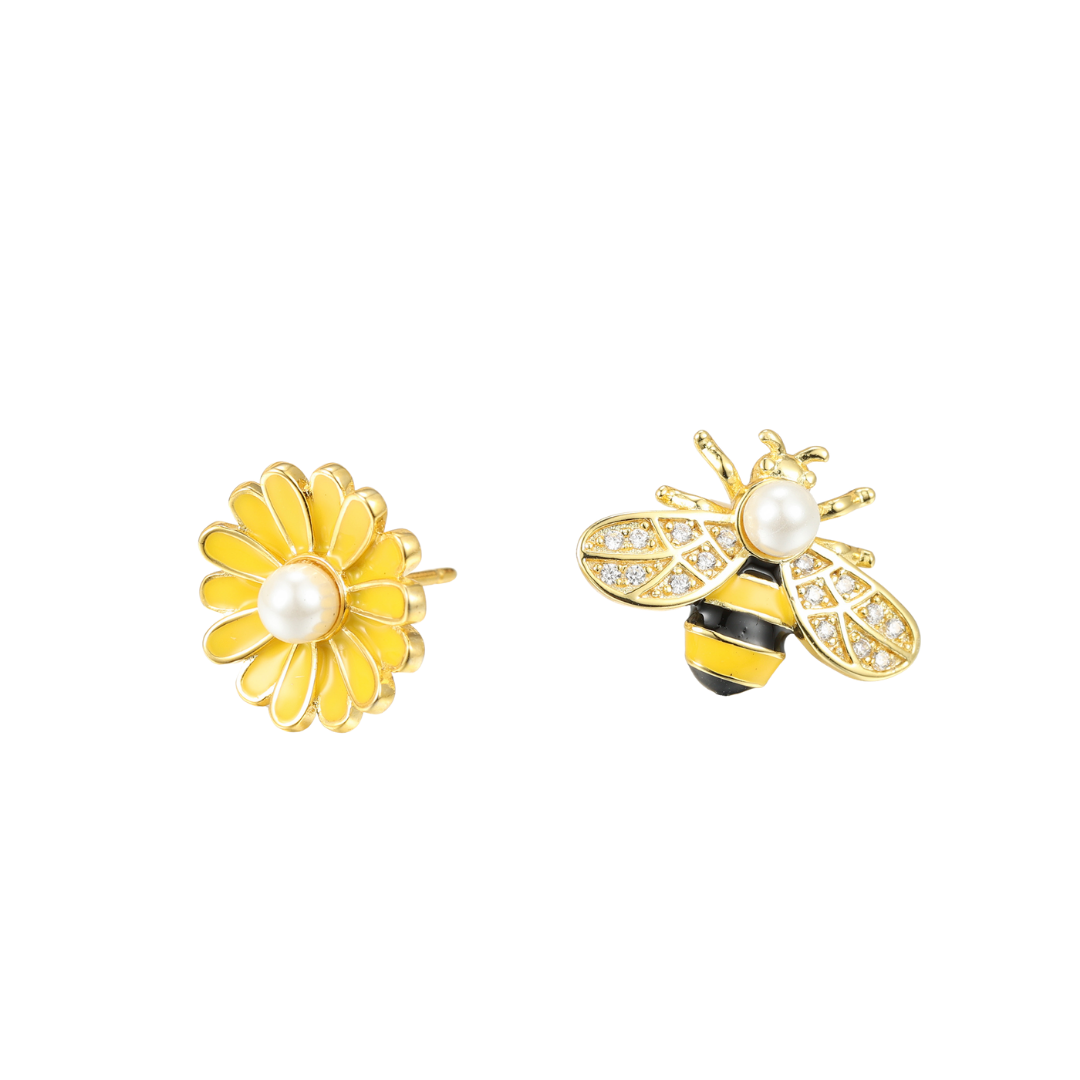 14K gold-plated daisy and bee mismatched earrings with shell pearls — charming floral and nature-inspired stud earrings from the Abundance Collection by Ploutos Jewellery, symbolizing vitality and joyful energy.