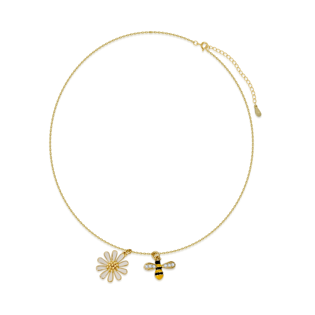 Ploutos Jewellery Honey Bloom Necklace full view — 14K gold-plated 925 sterling silver chain with daisy and enamel bee charms. Nature-inspired design symbolising abundance, joy, and feminine vitality from the Abundance Collection.