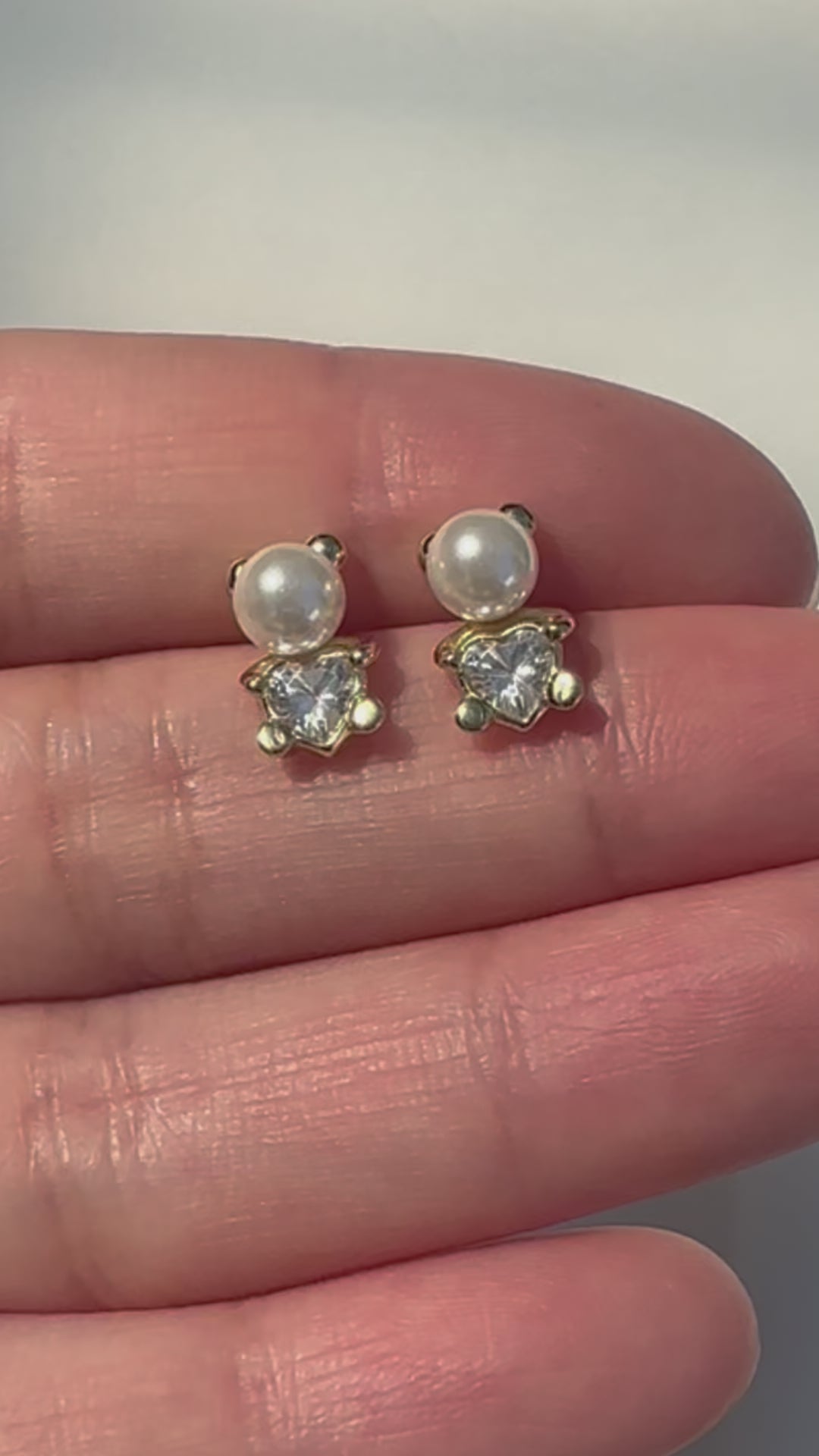 Pearl Teddy Stud Earrings